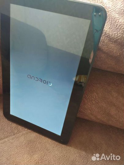 Планшет 10'1 дюйма для ремонта или на запчасти