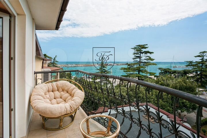 3-к. квартира, 71,8 м², 4/4 эт.