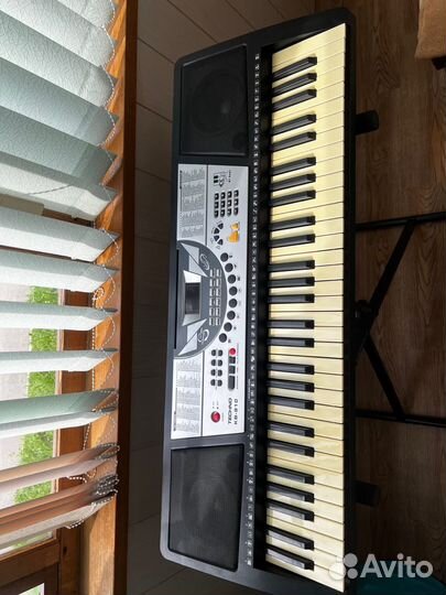 Синтезатор