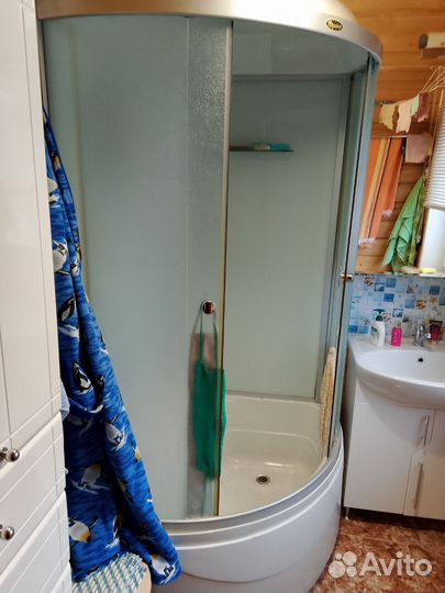 Душевая кабина 90х90