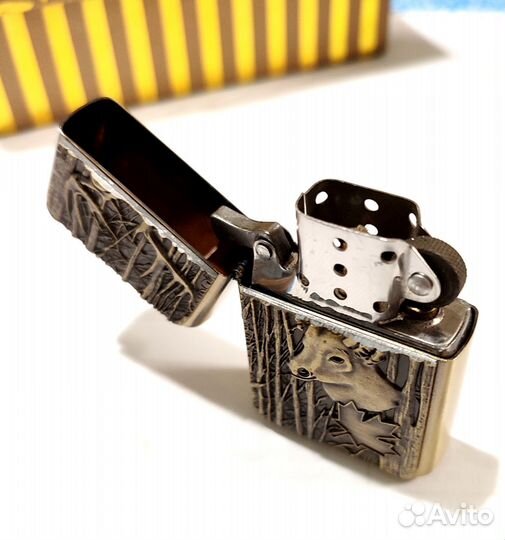 Зажигалка бензиновая