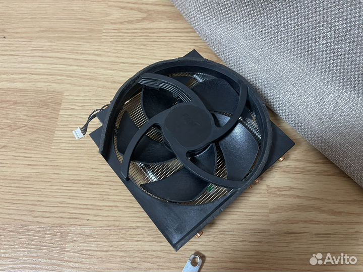 Система охлаждения Xbox One S