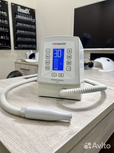 Аппарат для маникюра с пылесосом podomaster