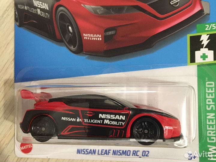 Коллекционная модель hot wheels nissan leaf nismo