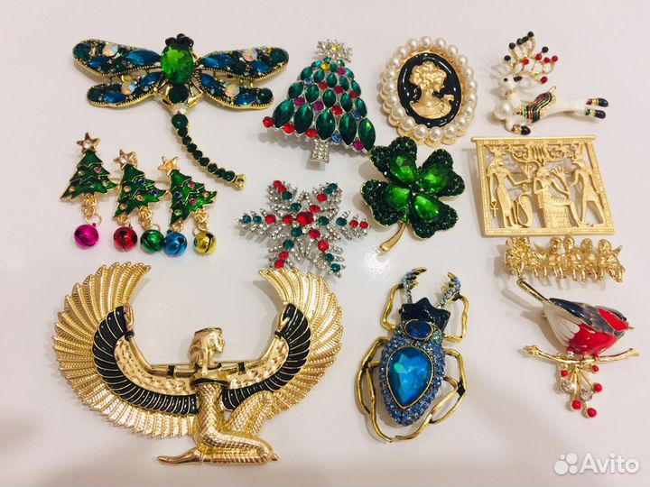 Броши красивые новые много