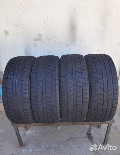 Bridgestone Blizzak VRX 205/55 R16 98S