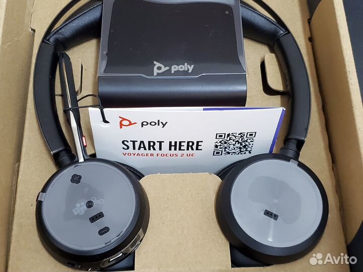 Bluetooth гарнитура Plantronics Poly Focus 2 UC