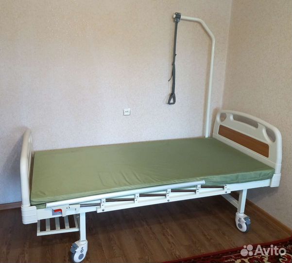 Кровать медицинская для лежачих больных