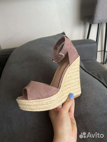 Босоножки женские 37 размер