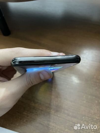 iPhone X, 64 ГБ