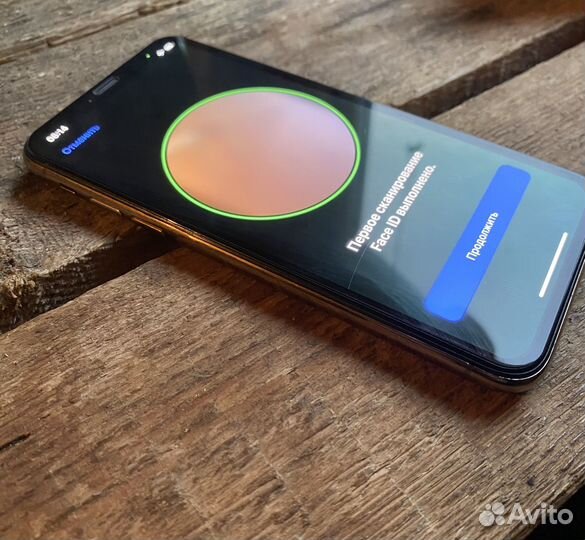 iPhone Xs, 64 ГБ
