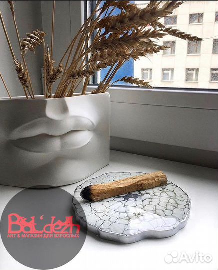 Гипсовые фигуры и кашпо