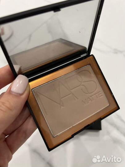 Бронзирующая пудра nars