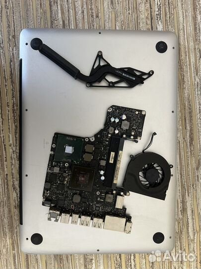 MacBook Pro (13 дюйма, середина 2010 г.)