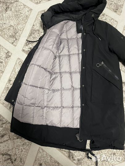 Пуховик зимний женский