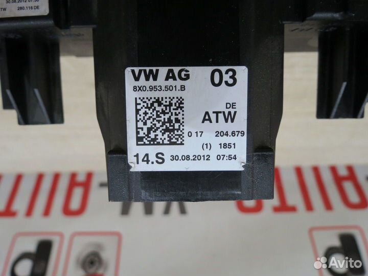 Переключатель подрулевой Audi Q3