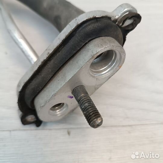 Трубка кондиционера Hyundai Grand Starex TQ D4CB