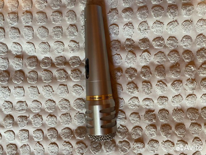 Микрофон для караоке BBK