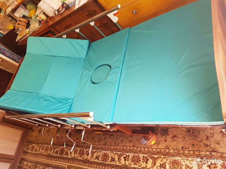 Кровать для лежачих больных с туалетом