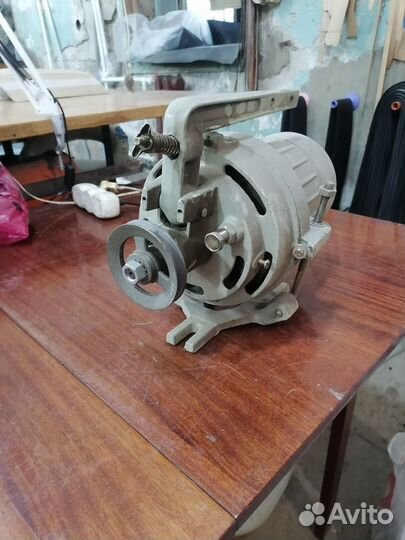 Двигатель для швейной машины