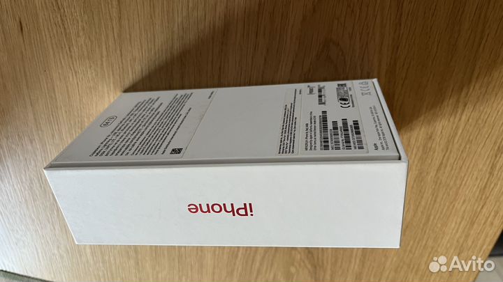 Коробка от iPhone xr red