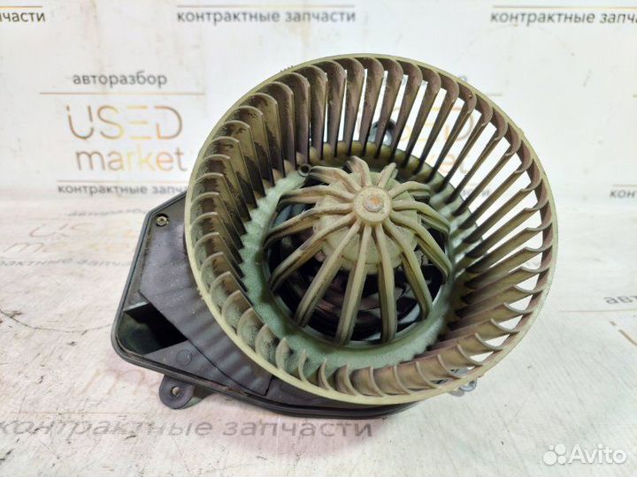 Мотор печки Volkswagen Passat B5+ 1.8T AWM 2002