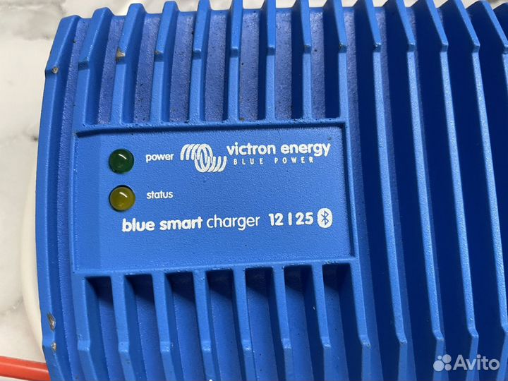 Victron Energy Blue SMART IP67 Charger 12/25