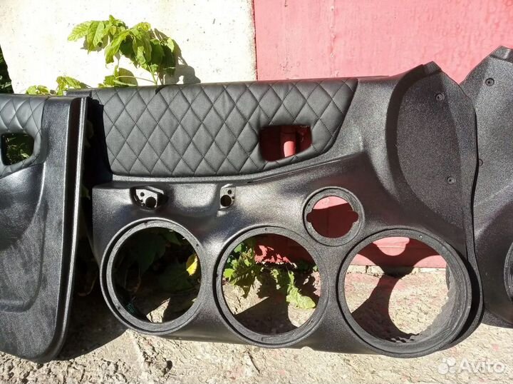 Краска по пластику