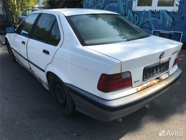 Разбор на запчасти BMW 3 E36