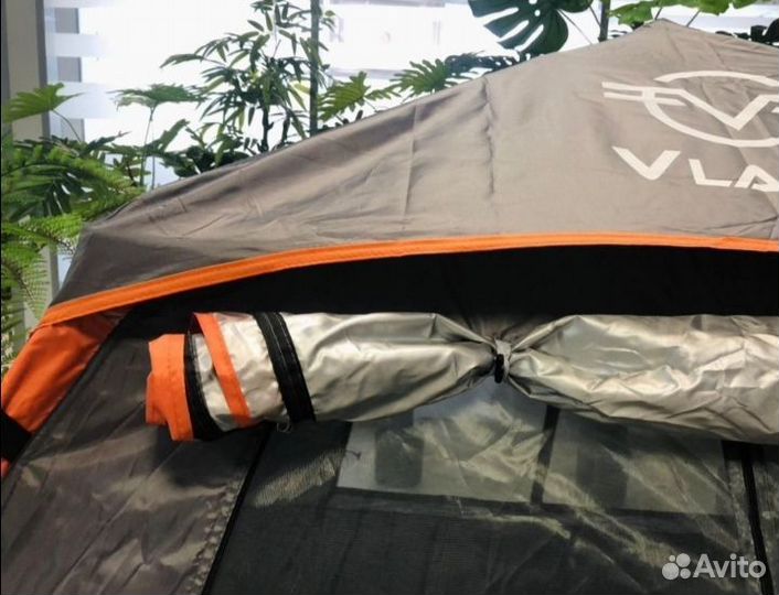 Палатка туристическая 4 местная