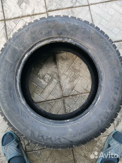 Bridgestone Ice Cruiser 7000 235/60 R16