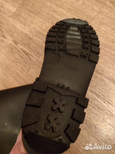 Резиновые сапоги