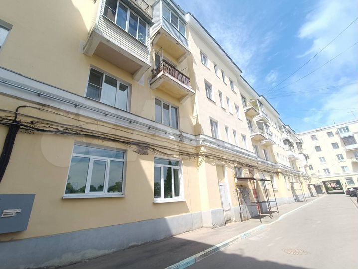 3-к. квартира, 70 м², 4/4 эт.