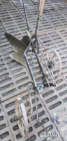 Конский плуг