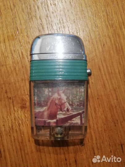 Зажигалки Scripto VU