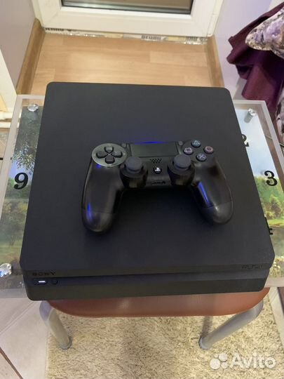 Sony PS4 slim + game’s