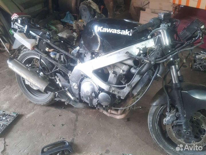 Рама Kawasaki zzr400