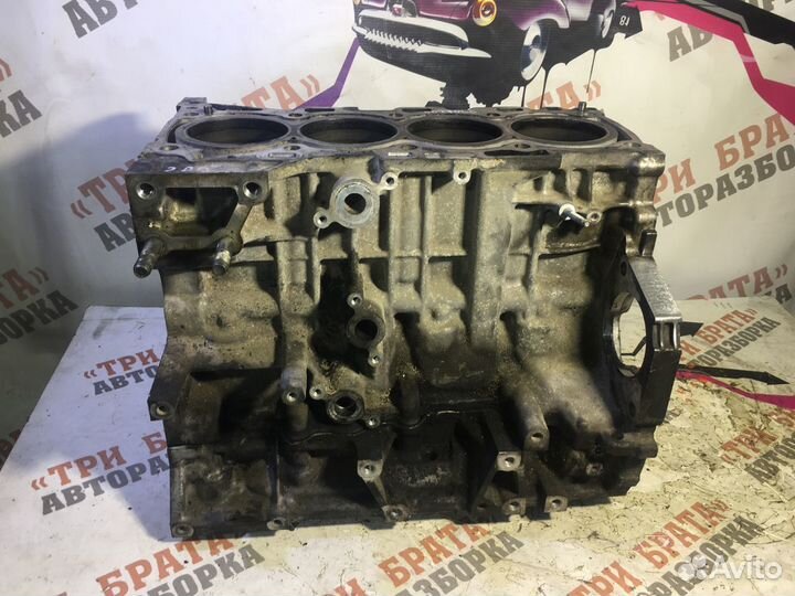 Тойота Рав 4 Блок двигателя