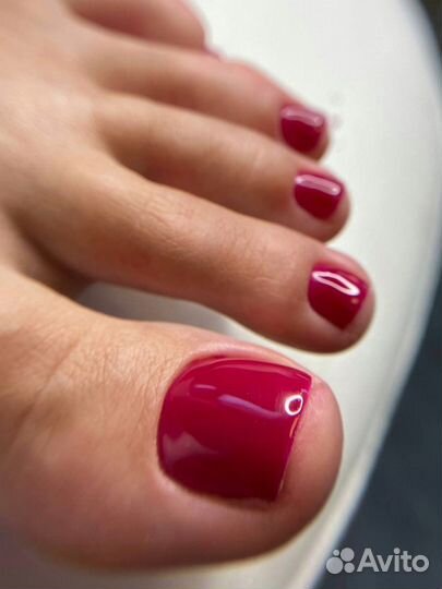 Маникюр / Педикюр / Наращивание ногтей