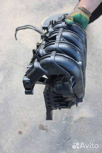 Впускной коллектор Ford Focus 2 1.8L