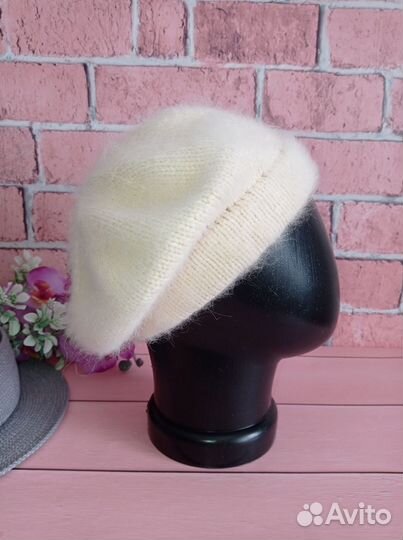 Берет женский зимний. Пух норки