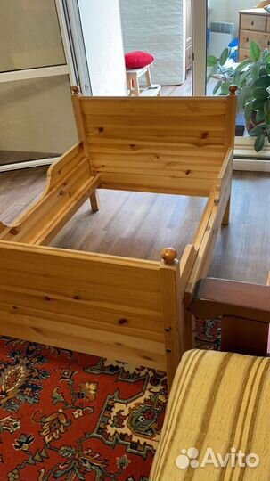 Детская кровать IKEA раздвижная с матрасом