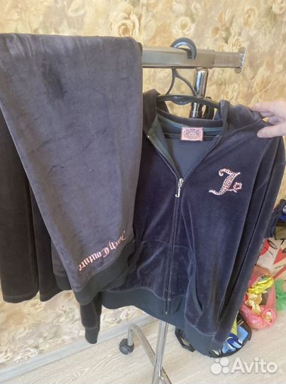 Велюровый спортивный костюм