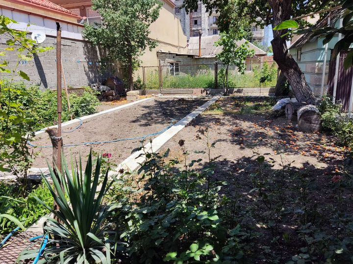 Дом 200 м² на участке 4,5 сот.