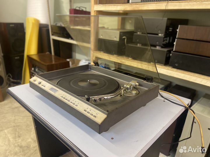 Виниловый проигрыватель Эстония 010