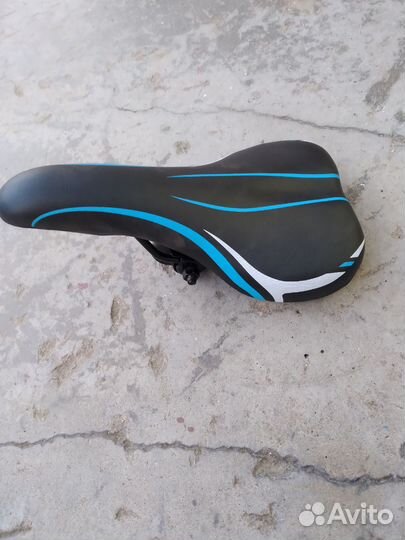 Продам велосипедное седло, новое