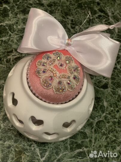 Новогодние игрушки шарик