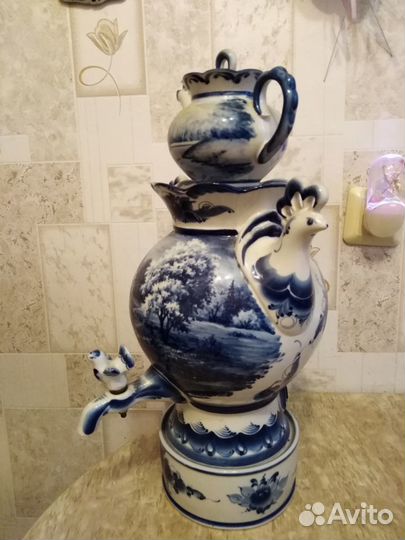 Гжель. Самовар фарфоровый с чайником