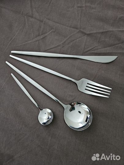 Столовые приборы 24шт
