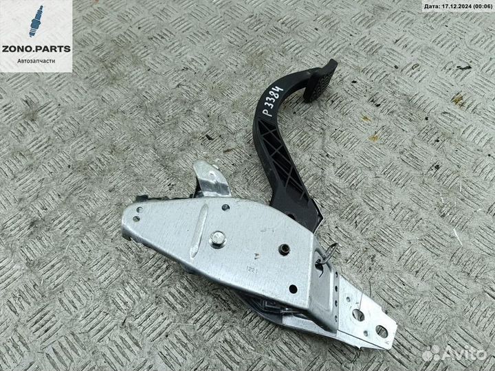 Педаль сцепления 90539237 на Opel Astra G